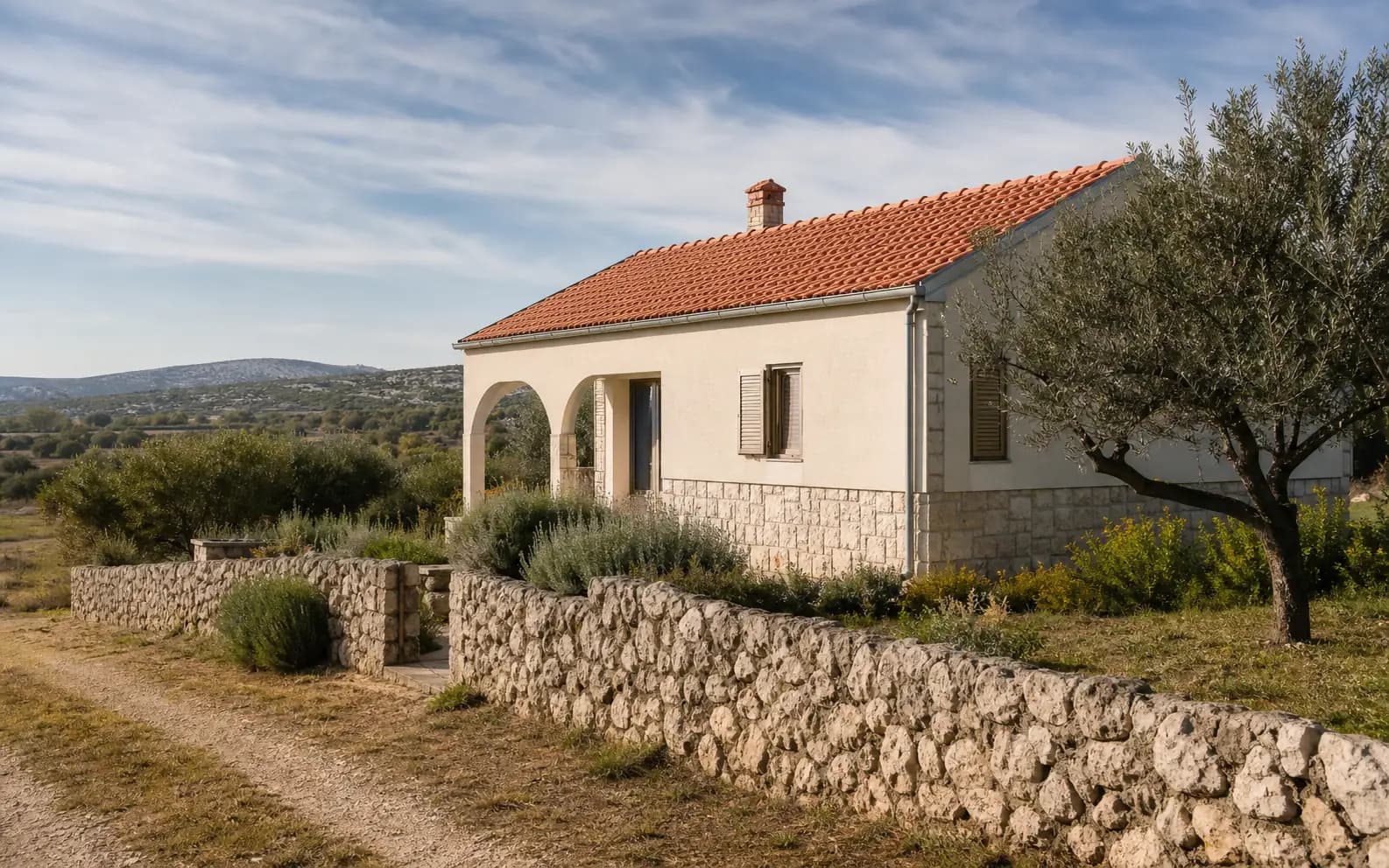 Illustrative photo for Pridraga, Novigrad: an exterior view of homes in a Mediterranean setting.